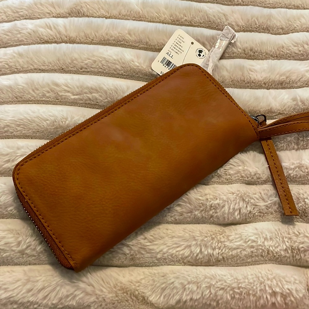 FREE PEOPLE | Wristlet wallet